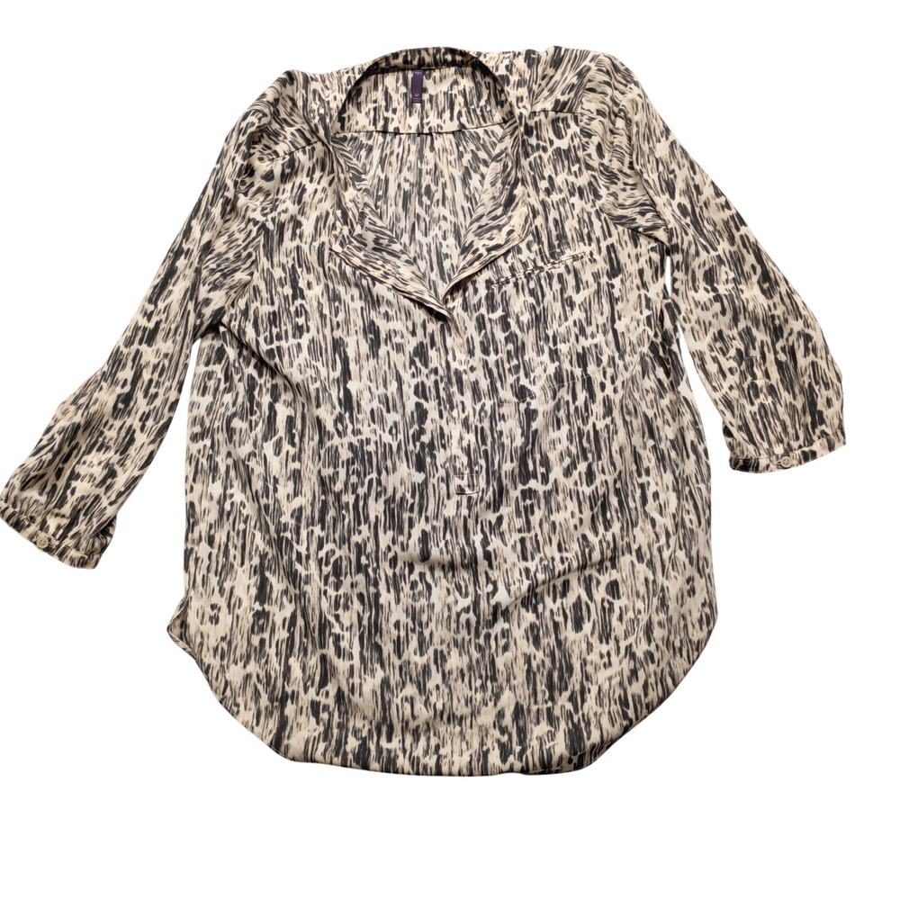 NYDJ Blouse Women M Popover 3/4 Sleeve V-Neck Black Cream Abstract Animal Print